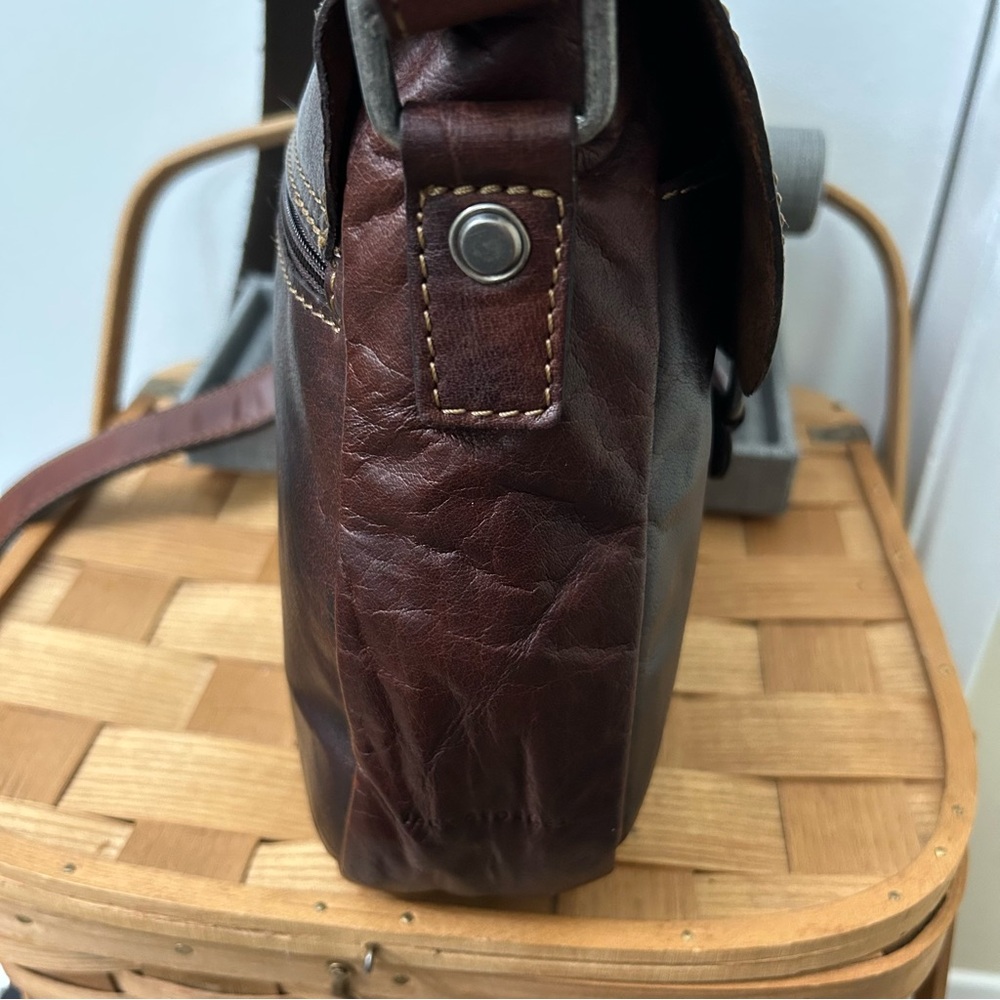 JACK GEORGES, Voyager Collection, Horseshoe Brown Buffalo Leather - Picture 6 of 16